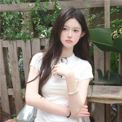 从路人角色开始的探索英雄谭